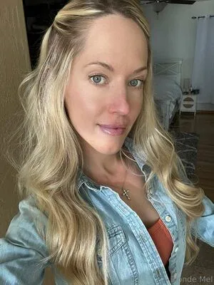 Blonde Mel OnlyFans Leaked Free Thumbnail Picture - #kCFesmFAaX