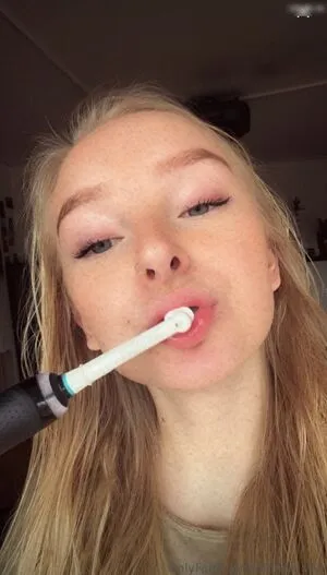 Blonde Vivi OnlyFans Leaked Free Thumbnail Picture - #0vngxCsl3x
