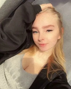 Blonde Vivi OnlyFans Leaked Free Thumbnail Picture - #2dUOuhaX07