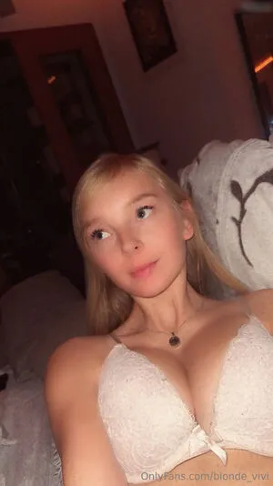 Blonde Vivi OnlyFans Leaked Free Thumbnail Picture - #3lcKCdgTfq
