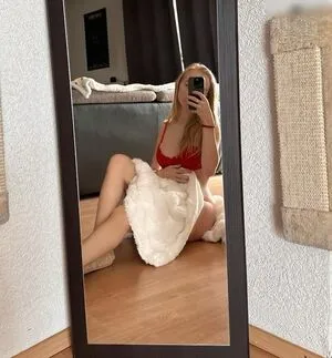 Blonde Vivi OnlyFans Leaked Free Thumbnail Picture - #Cy0gyPP5SV