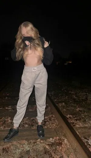 Blonde Vivi OnlyFans Leaked Free Thumbnail Picture - #DCMi0XF3Cc