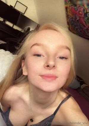 Blonde Vivi OnlyFans Leaked Free Thumbnail Picture - #N3vnGXggcl