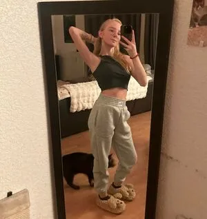 Blonde Vivi OnlyFans Leaked Free Thumbnail Picture - #NZAdbrY8nY