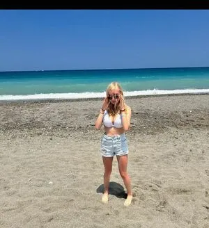 Blonde Vivi OnlyFans Leaked Free Thumbnail Picture - #T1OzCK6Z8t