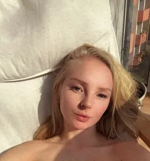 Blonde Vivi OnlyFans Leaked Free Thumbnail Picture - #WV8m80mW6z