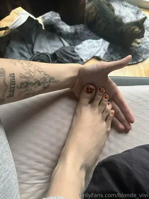 Blonde Vivi OnlyFans Leaked Free Thumbnail Picture - #WfnaUpI1pj