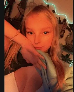 Blonde Vivi OnlyFans Leaked Free Thumbnail Picture - #WwriXVeynk