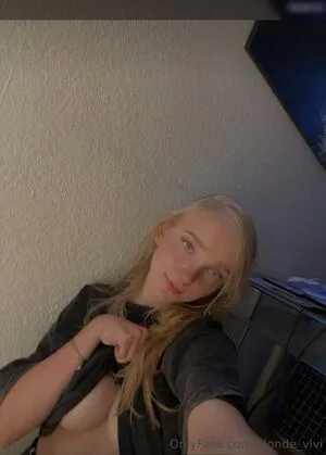 Blonde Vivi OnlyFans Leaked Free Thumbnail Picture - #akNpntsmPI