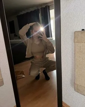 Blonde Vivi OnlyFans Leaked Free Thumbnail Picture - #dJp7rIDQGm