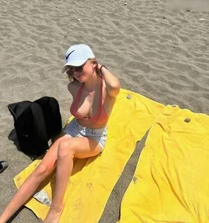 Blonde Vivi OnlyFans Leaked Free Thumbnail Picture - #i6FdUIP27H