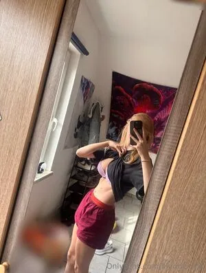 Blonde Vivi OnlyFans Leaked Free Thumbnail Picture - #iU5jrPDZMZ