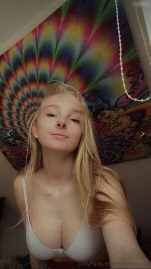 Blonde Vivi OnlyFans Leaked Free Thumbnail Picture - #kbKt1eGT8Q