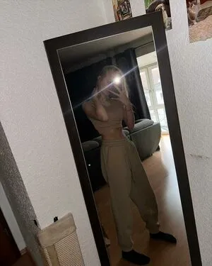 Blonde Vivi OnlyFans Leaked Free Thumbnail Picture - #wmM4bxOOCA