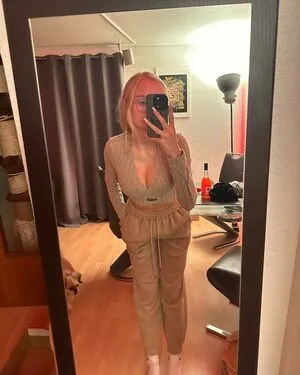 Blonde Vivi OnlyFans Leaked Free Thumbnail Picture - #zwcW7prxpk