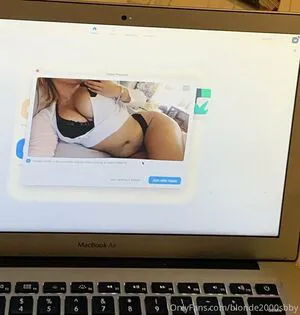 Blonde2000sbby OnlyFans Leaked Free Thumbnail Picture - #CMVCQNnuha
