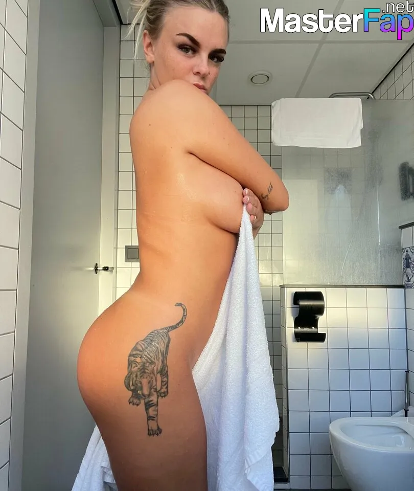 blondebarbsxx