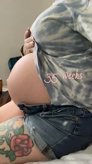 Blondebitch2748 OnlyFans Leaked Free Thumbnail Picture - #lnMT2Q1MUw