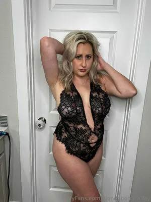 Blondebombwifey OnlyFans Leaked Free Thumbnail Picture - #iEat8tw4cn