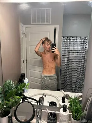 Blondeboybradfree OnlyFans Leaked Free Thumbnail Picture - #SXln3Pf22S