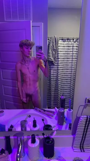 Blondeboybradfree OnlyFans Leaked Free Thumbnail Picture - #iIQadHSZUa