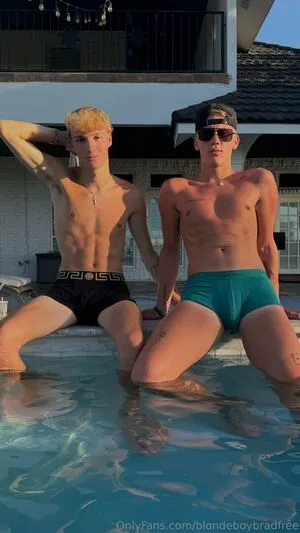 Blondeboybradfree OnlyFans Leaked Free Thumbnail Picture - #xlFtv0Ralc