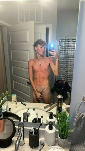 Blondeboybradfree OnlyFans Leaked Free Thumbnail Picture - #zCGHocjXAL