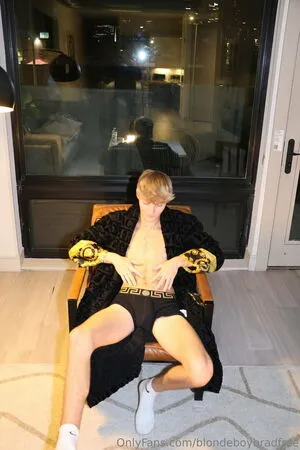 Blondeboybradfree OnlyFans Leaked Free Thumbnail Picture - #zzvTF9g0IS
