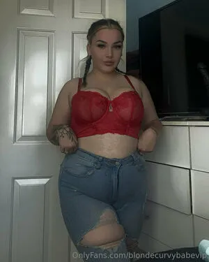 Blondecurvybabevip OnlyFans Leaked Free Thumbnail Picture - #6DoYMqbCqt