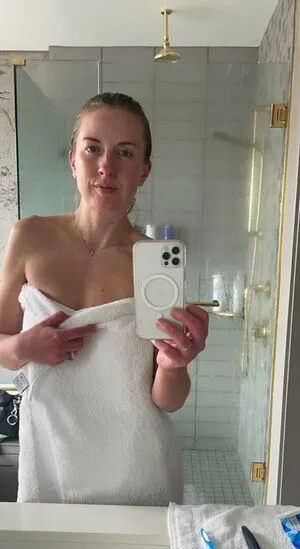 Blondefoxsilverfox OnlyFans Leaked Free Thumbnail Picture - #mC9Ii8vZHb