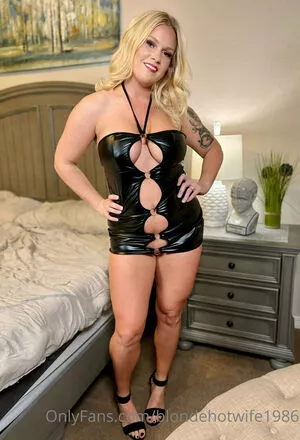 Blondehotwife1986 OnlyFans Leaked Free Thumbnail Picture - #j2eFg6ddC8