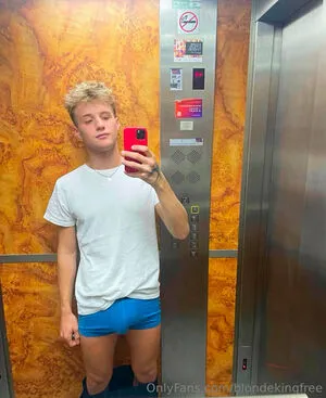 Blondekingfree OnlyFans Leaked Free Thumbnail Picture - #0xNMUOT2Q3