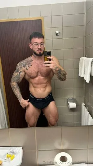 Blondekingfree OnlyFans Leaked Free Thumbnail Picture - #K80UkO13sv