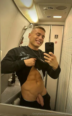 Blondekingfree OnlyFans Leaked Free Thumbnail Picture - #PO0sBmbDqF