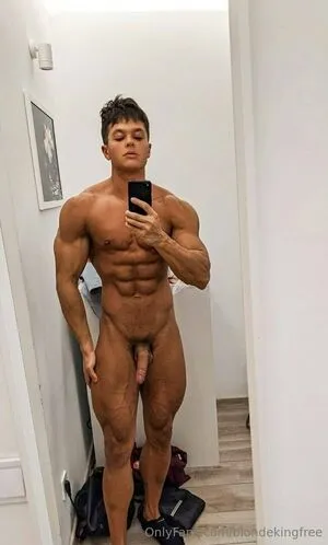 Blondekingfree OnlyFans Leaked Free Thumbnail Picture - #SqniiaaQf1