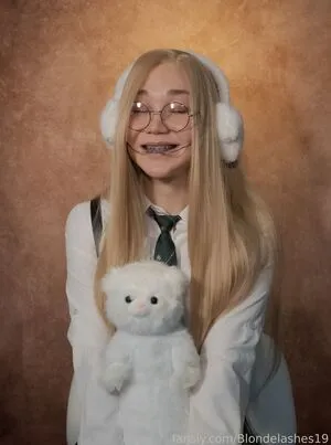Blondelashes19 OnlyFans Leaked Free Thumbnail Picture - #1bbjZsR06v