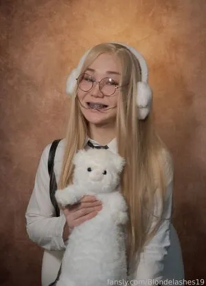 Blondelashes19 OnlyFans Leaked Free Thumbnail Picture - #BKxb3ALKB9