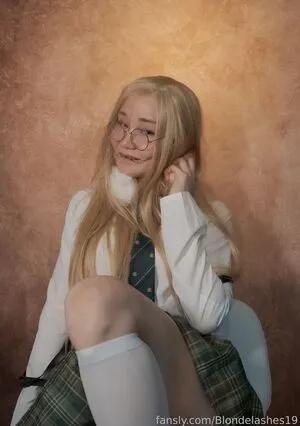 Blondelashes19 OnlyFans Leaked Free Thumbnail Picture - #gYHYuop3uh