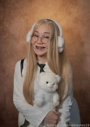 Blondelashes19 OnlyFans Leaked Free Thumbnail Picture - #mtpUQuEmCe