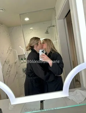 Blondelesbeans OnlyFans Leaked Free Thumbnail Picture - #pKb2hdiO8l