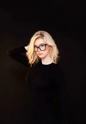 Blondepraxis OnlyFans Leaked Free Thumbnail Picture - #aKx2BHo7Sg