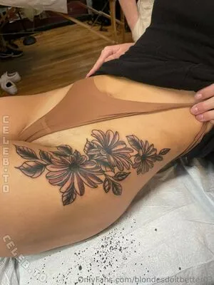 Blondesdoitbetter03 OnlyFans Leaked Free Thumbnail Picture - #7e4ZqRdLdb