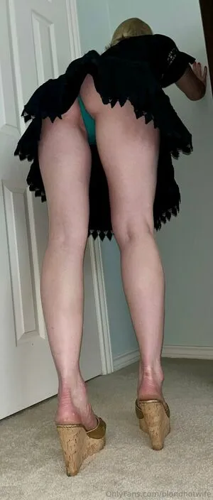 Blondhotwife OnlyFans Leaked Free Thumbnail Picture - #JKRsTNfG9O