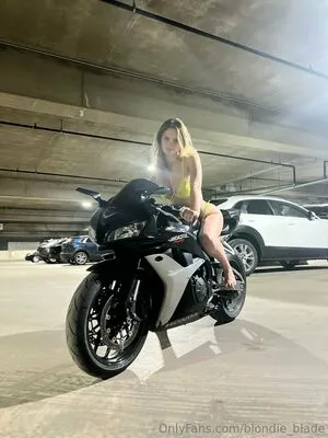 Blondie Blade OnlyFans Leaked Free Thumbnail Picture - #9lEza33JU1