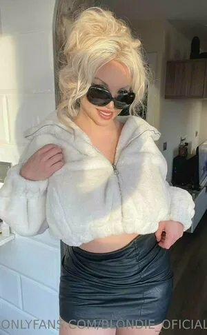 Blondie Oficial OnlyFans Leaked Free Thumbnail Picture - #acdee2BjZv