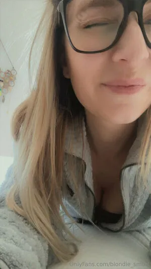 Blondie Smurf OnlyFans Leaked Free Thumbnail Picture - #SbVETB3XZA