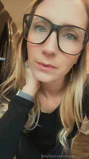 Blondie Smurf OnlyFans Leaked Free Thumbnail Picture - #eJZQE0Xm60