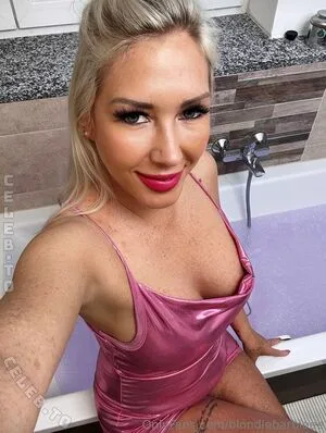 Blondiebarbieee OnlyFans Leaked Free Thumbnail Picture - #Z2ZAFOPQy8