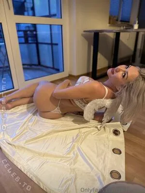 Blondiebarbieee OnlyFans Leaked Free Thumbnail Picture - #o2loahyl4X
