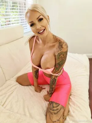 Blondiebombxxx OnlyFans Leaked Free Thumbnail Picture - #We6Vka8x02